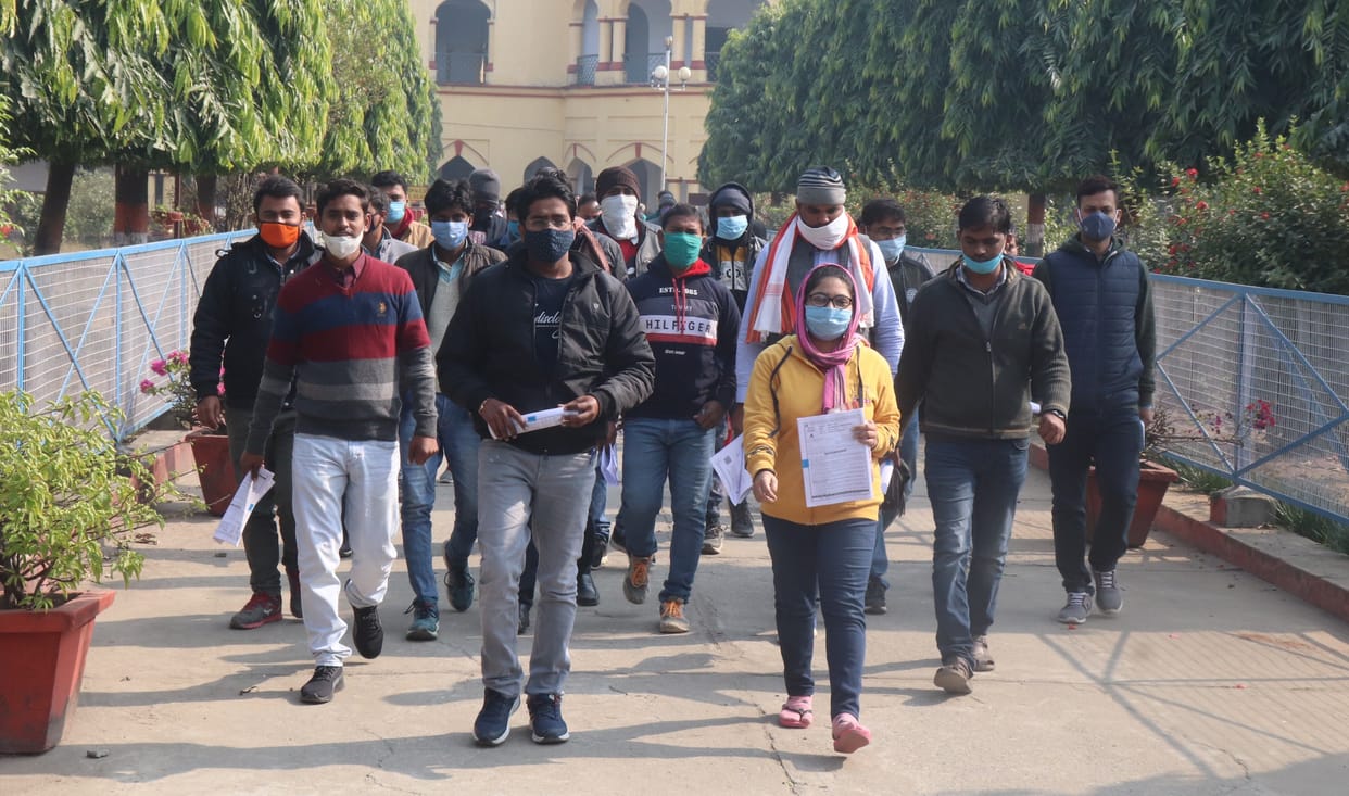 More than half left the examination, CSIS organized in two shifts at 30 centers in the city