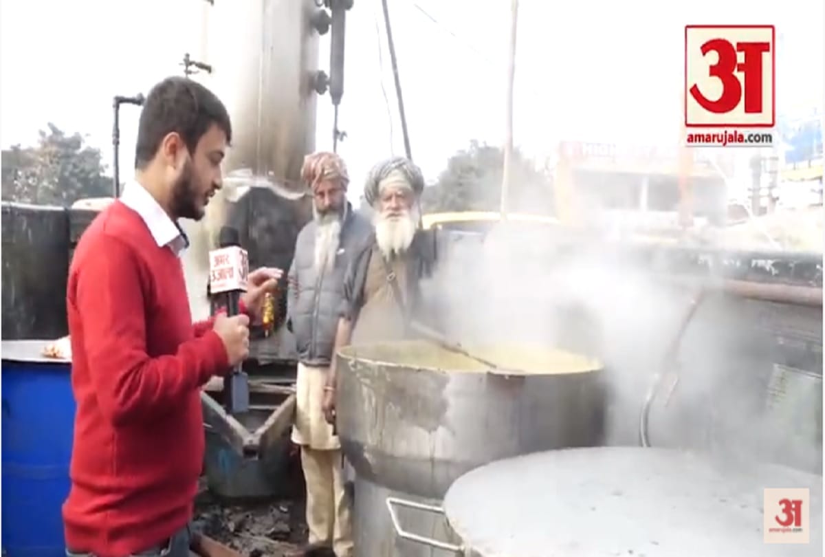Singhu Border protest farmers use new steam boiler technique to cook meals for protestors