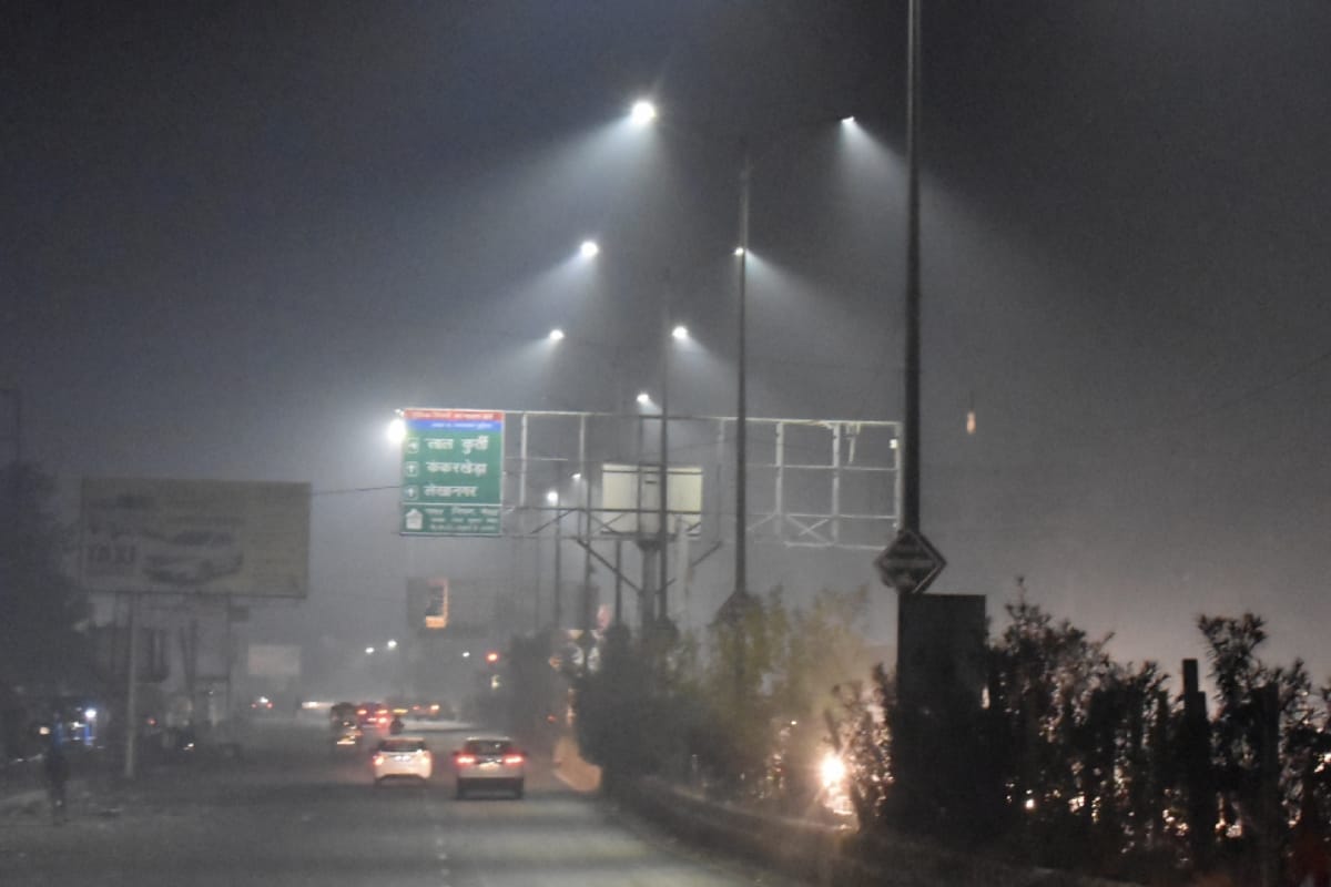 Weather Update: Fog stopped, cold wave shook, Sunday was the coldest season
