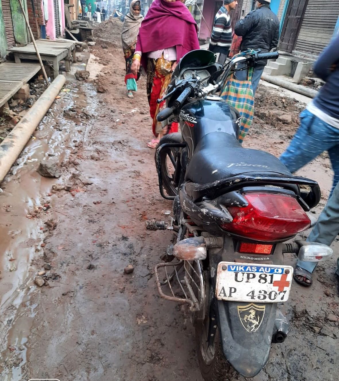 who is responsible for Dr. Rajeev death; Nagar Nigam or administration