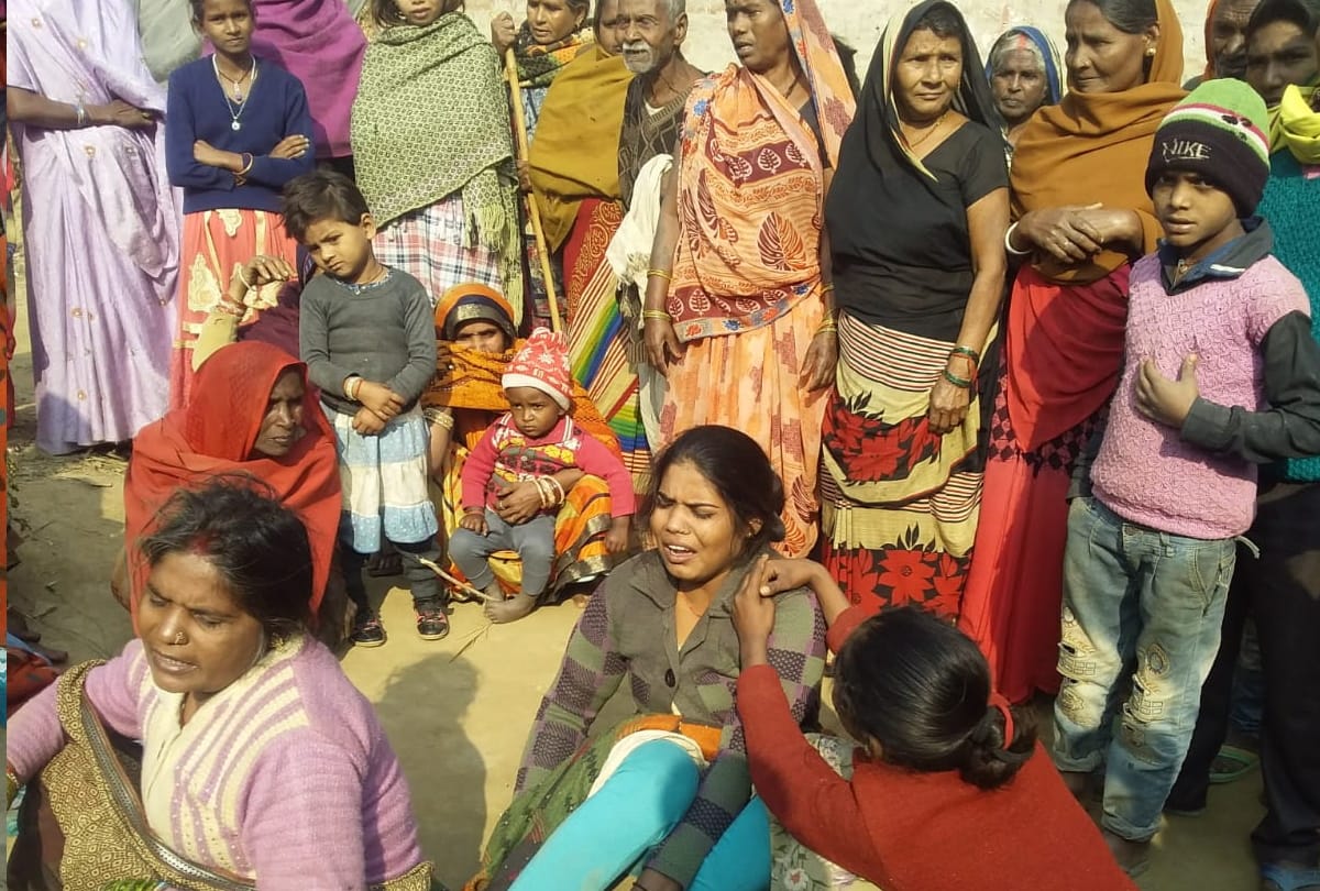 story of minor boy dead body of missing found in Rohin river maharajganj