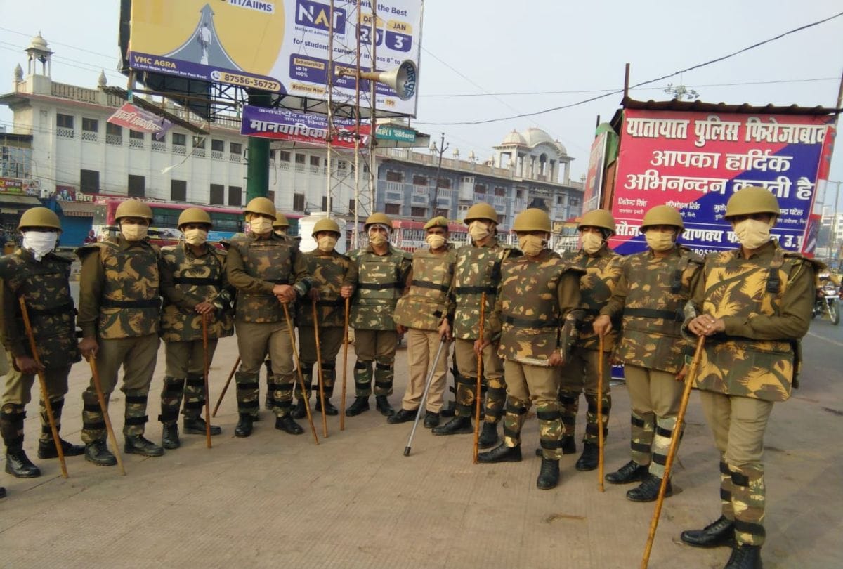 Farmers Protest: Firozabad Police Arrests Samajwadi Party Leaders During Protest At Dabrai