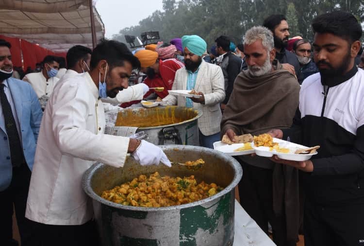 Punjab Congress protest at Shambhu border in Support of Farmers, see the photos