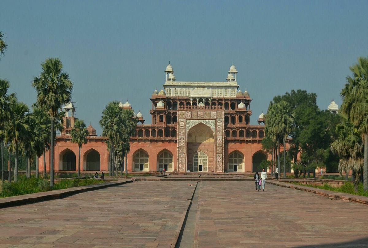 Interpretation center will be built In Fatehpur Sikri where gold and silver coins were minted during Mughal era
