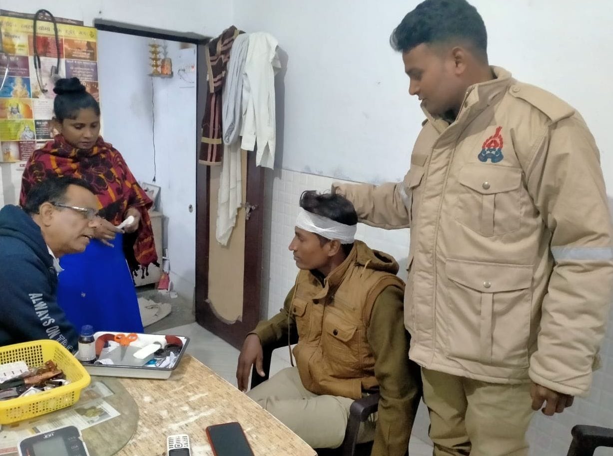 Slaughter attack on police team, two soldiers injured