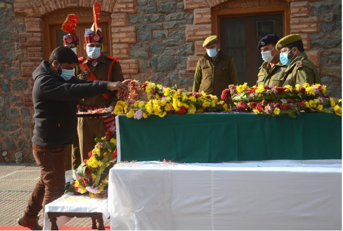 Jammu and Kashmir WREATH LAYING CEREMONY Constable Manzoor Ahmed