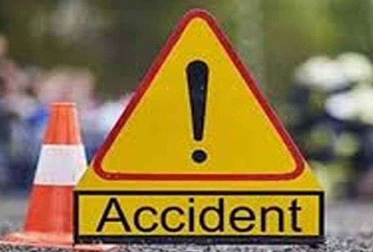 road accident in kanpur dehat, one died, four injured
