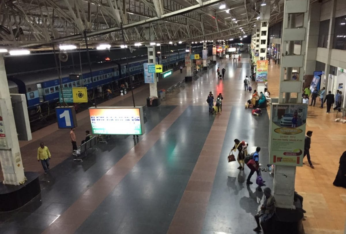 title of largest railway platform will be snatched from Gorakhpur