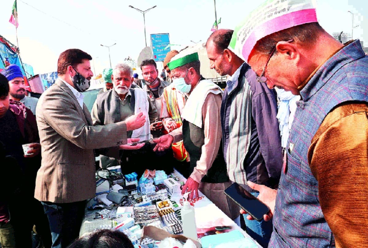 Fever cold and cough patients increase as cold increases at Ghazipur border