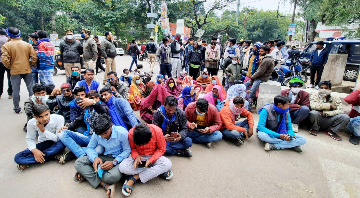 protest for sant ravidass plateform dispute