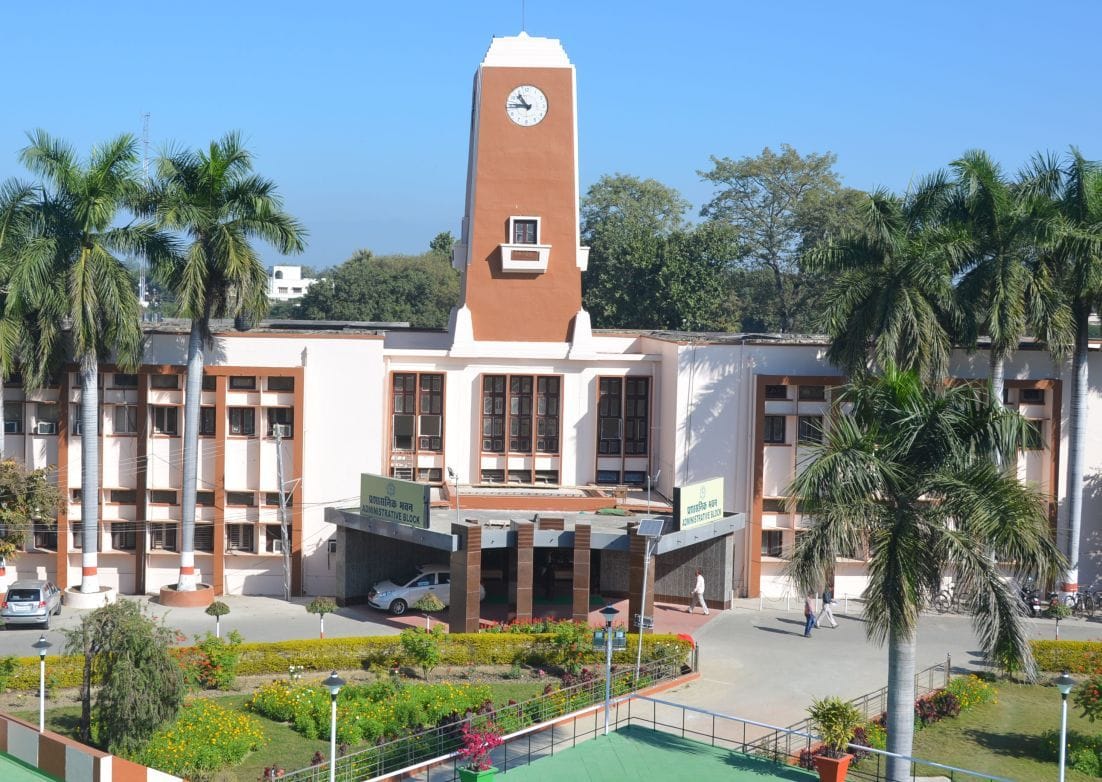 Pant will not return to university even after notification