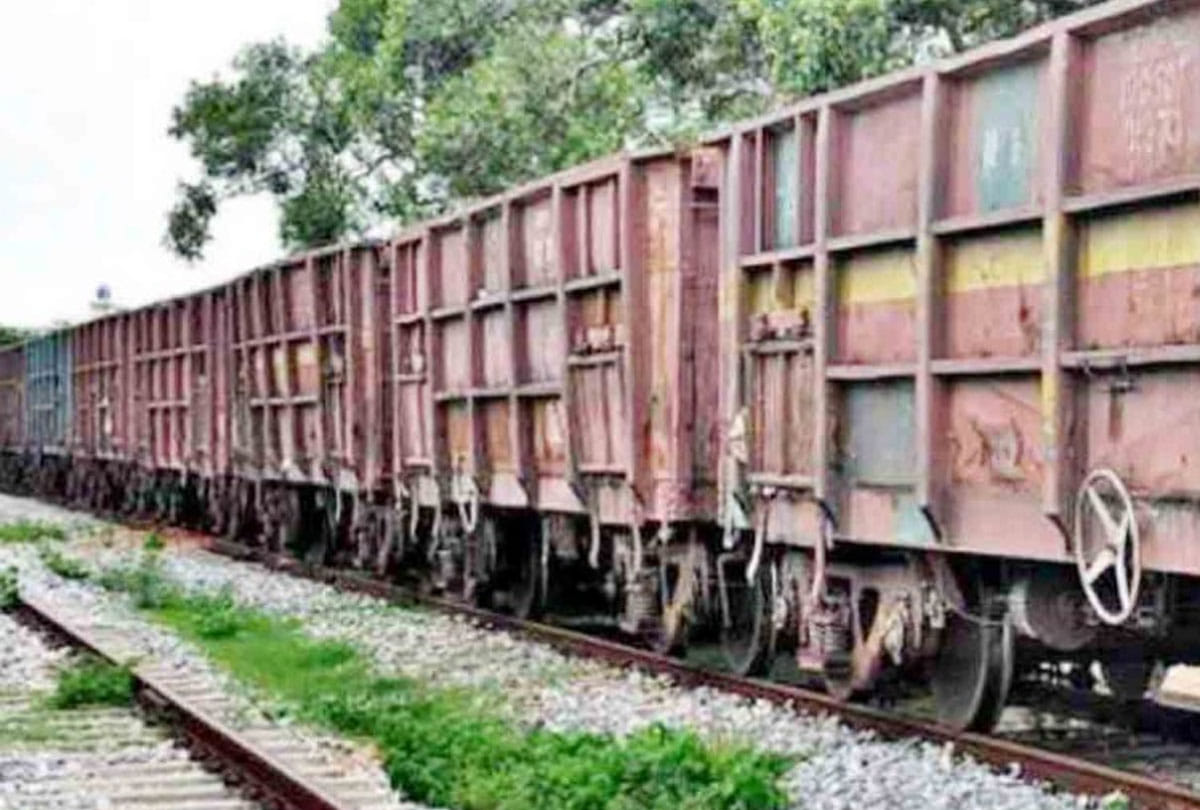 BJP leader's nephew was beaten up and thrown on railway track