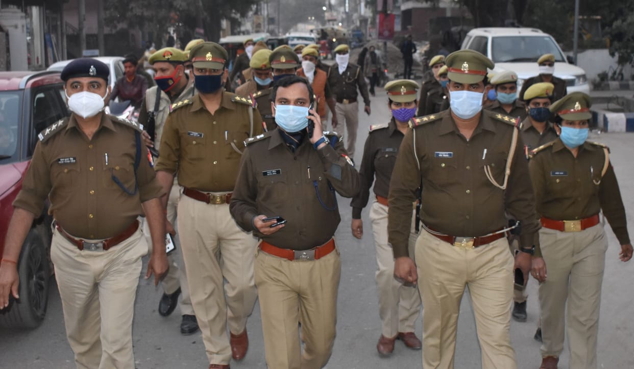 SP knows anti Romeo team on ITI Road