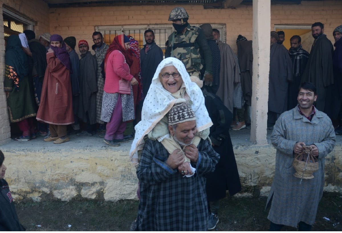 Shahnawaz will address ralley in Mehbooba stronghold Bijbihada anantnag kashmir