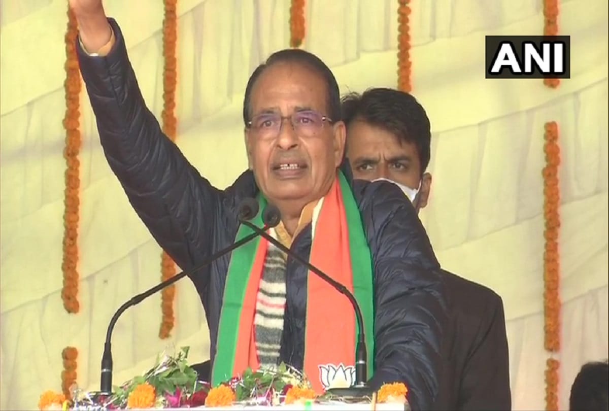 madhya pradesh chief minister shivraj singh chauhan on digvijay singh and kamalnath you both should keep on fast