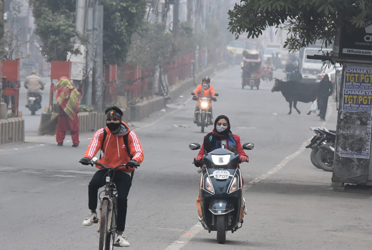 Minimum temperature reached five degrees, cold people
