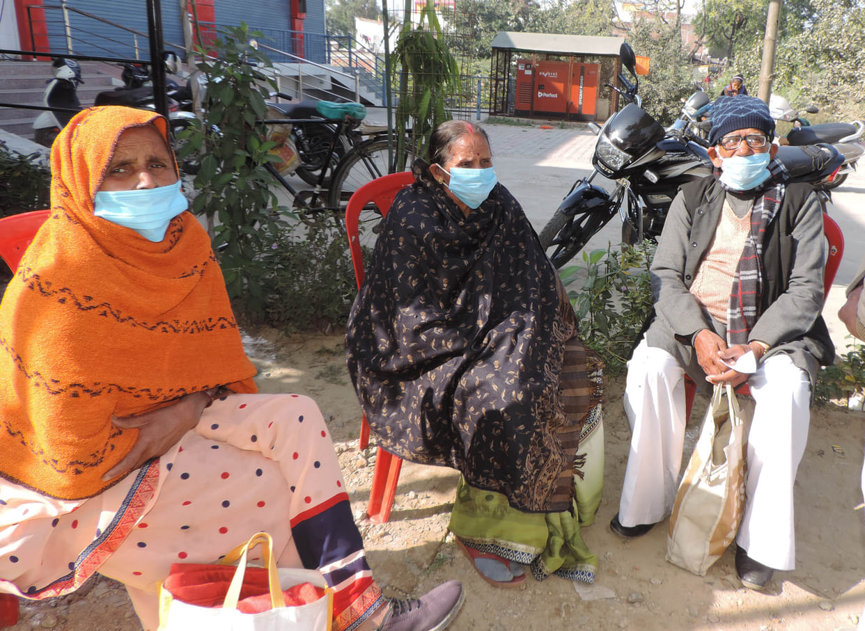 Mercury dropped from the cold, night temperature at seven degrees