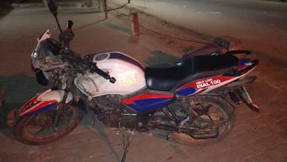 One killed in two bike collision four injured including two policemen in azamgarh up