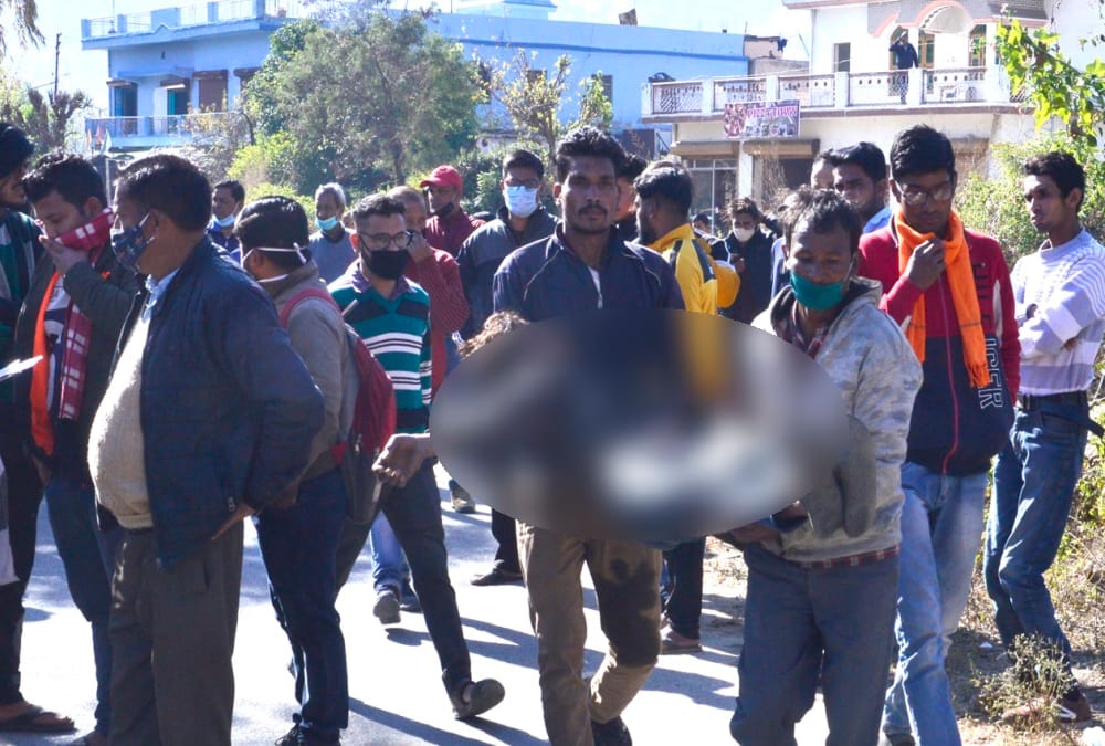 Uttarakhand Latest News: Labourer Died Due To Electric Current During Wire Change From Pole In Kirti Nagar