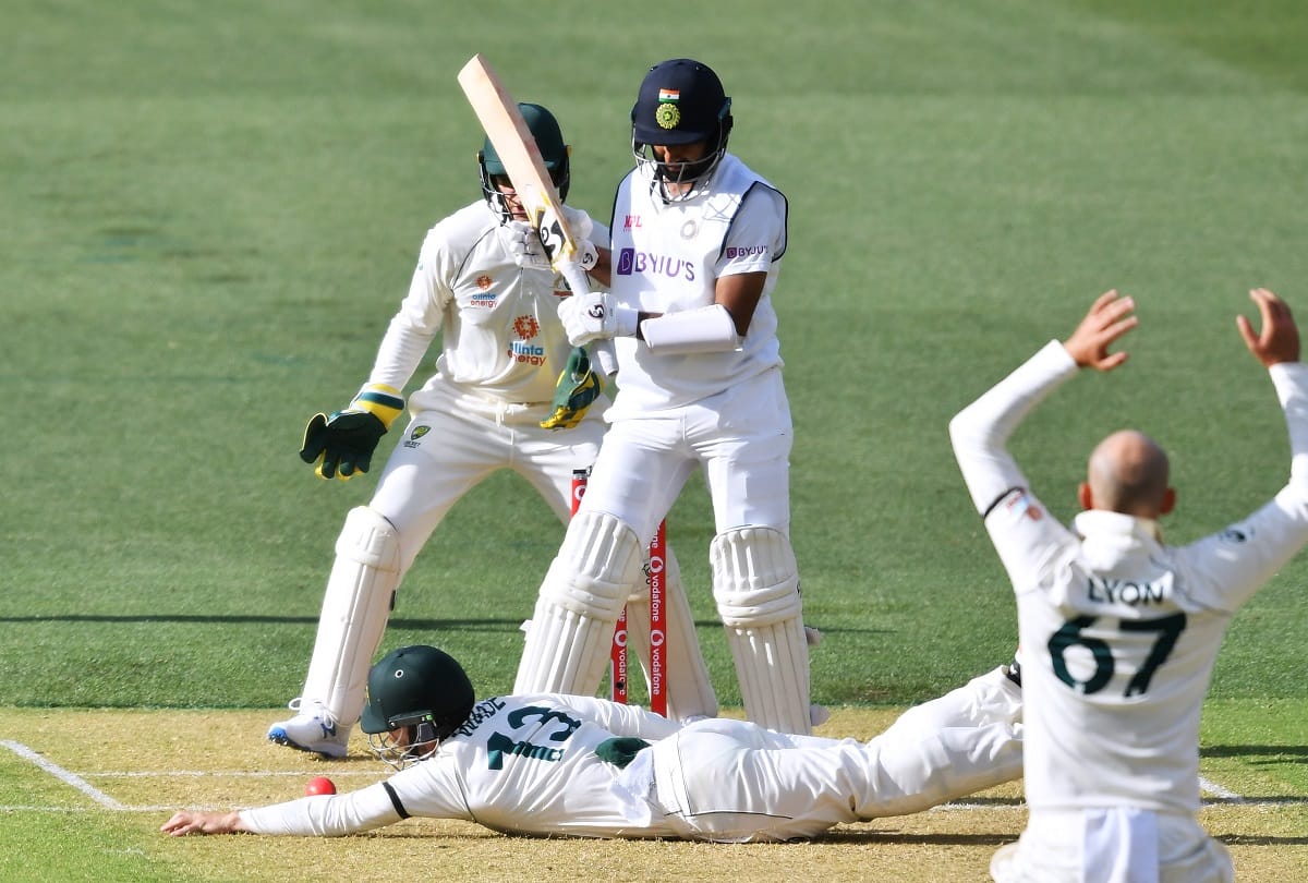 cheteshwar pujara honesty put team india under difficult situation, australia takes review and clinch pujara wicket
