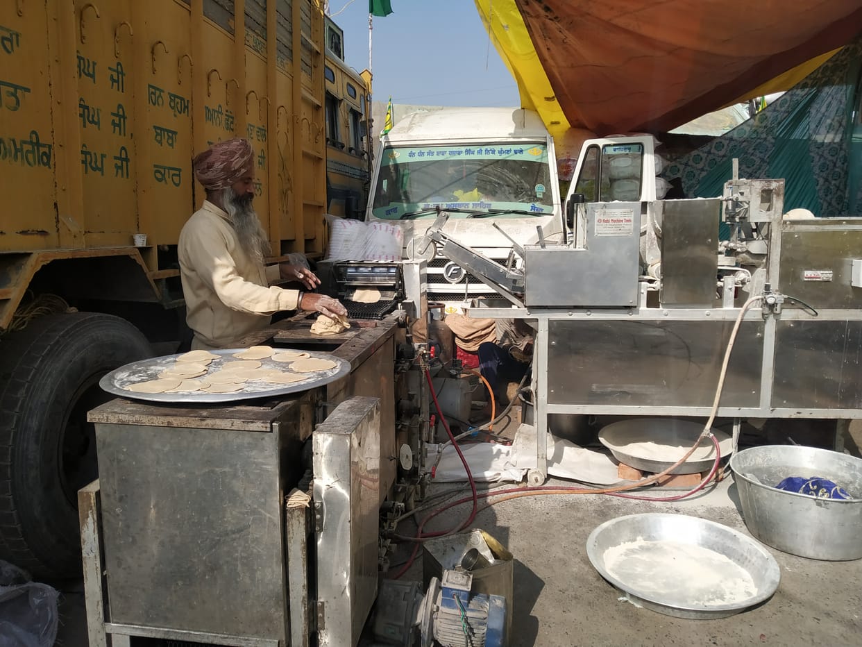 Farmers Protest: 35 thousand rotis and 7 quintals of rice are being made daily in langar, tea is made from 100 kg of milk