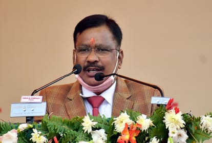 The appointment of a Law Advisor should be made mandatory in every institution