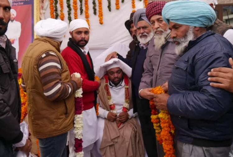 Matter of disputed book reached Punjab chief minister