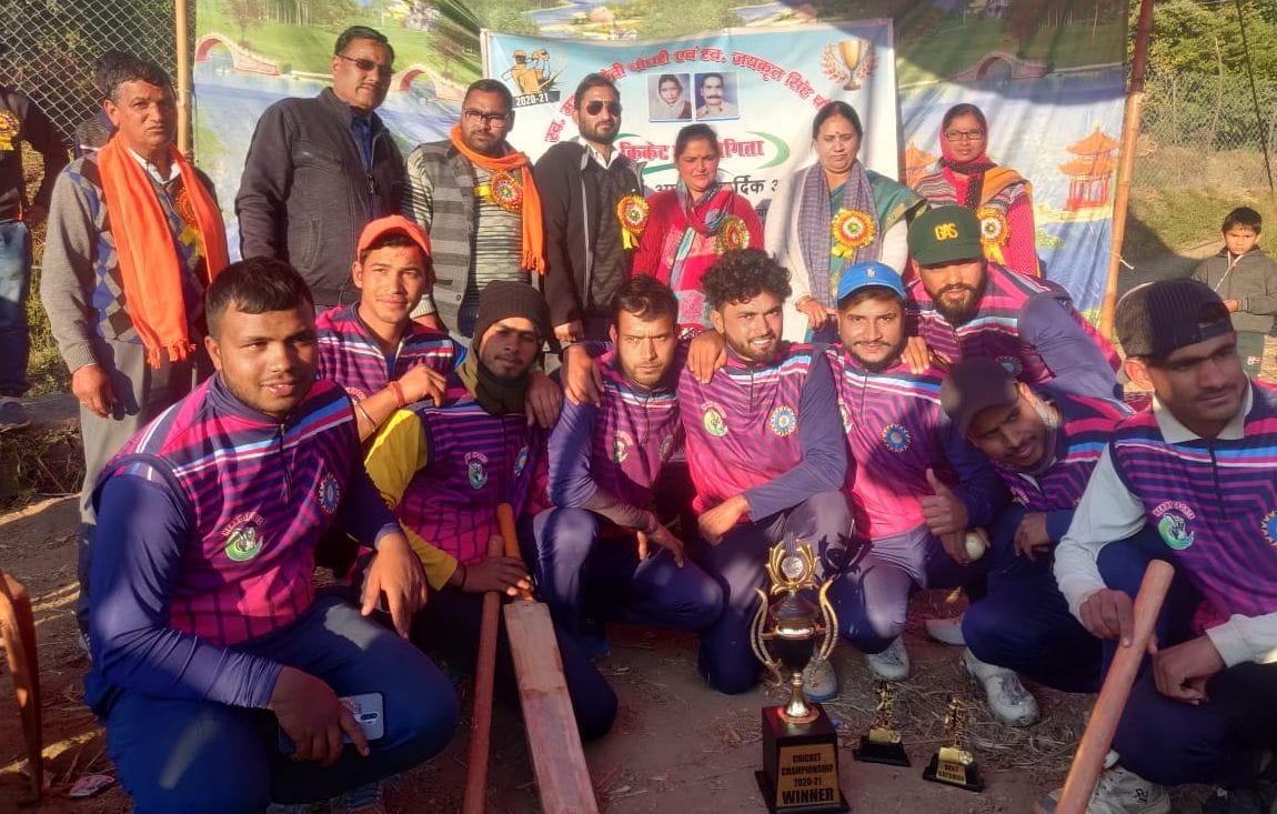 Hanni Sports Club Agastyamuni won the cricket competition