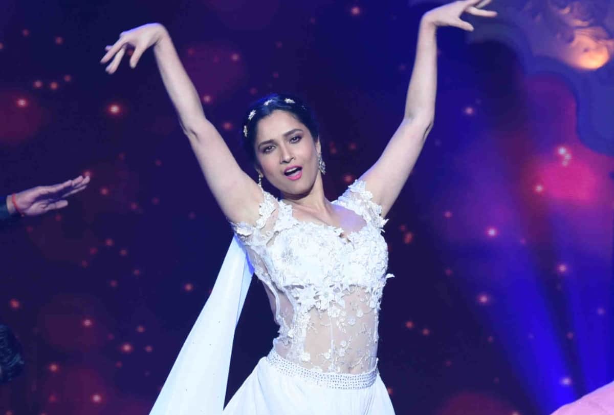 ankita lokhande flaunts bold neckline in long flowy white dress in recent photoshoot