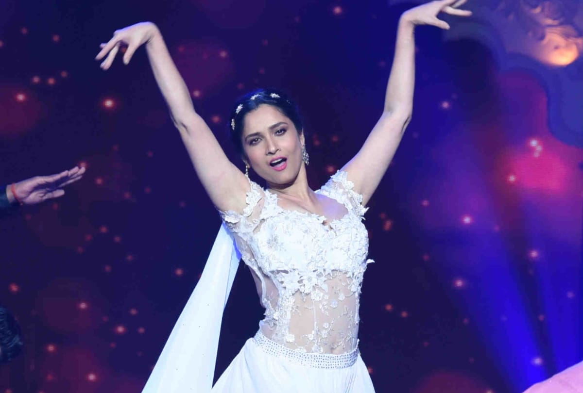 ankita lokhande flaunts bold neckline in long flowy white dress in recent photoshoot