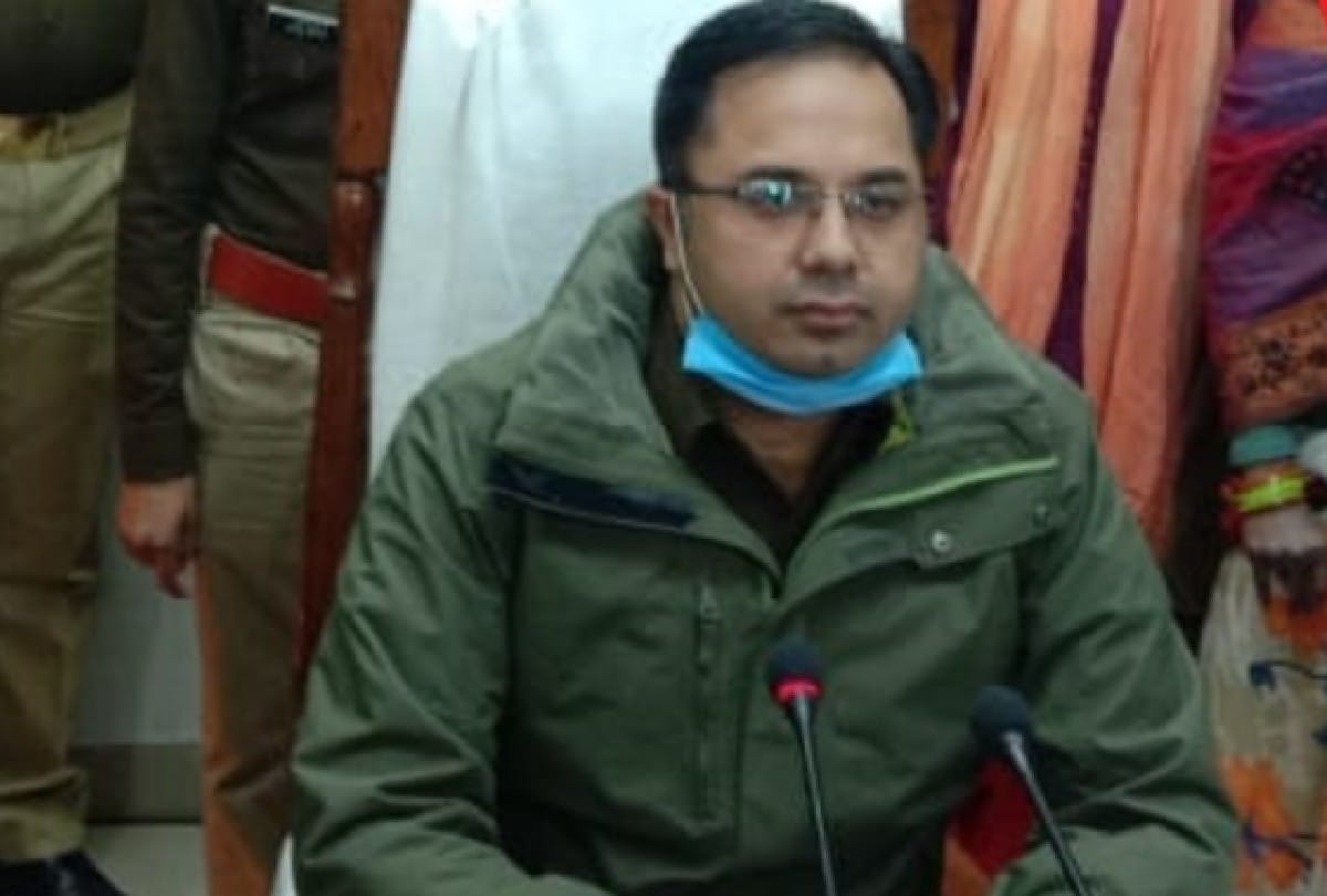woman killed her boyfriend in the guest house govardhan in mathura