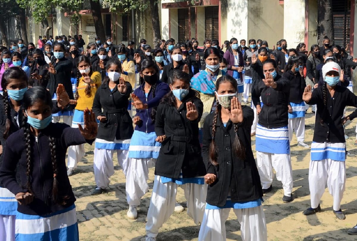 Aparajita 100 million smiles campaigns program in gorakhpur