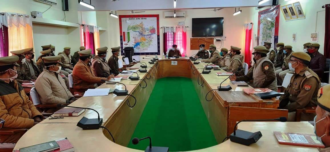 Sonbhadra SP instructs to take strict action against the lamented