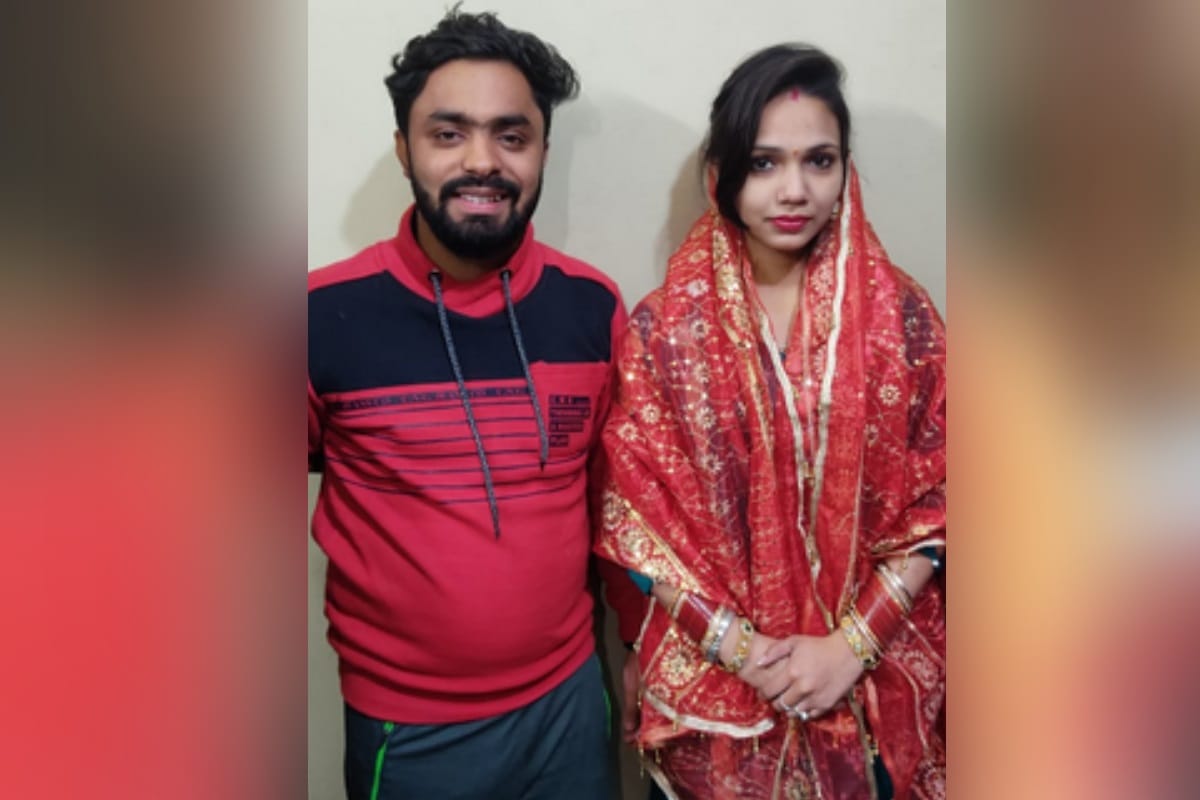 Farha Become Mahi and married hindu boy after Conversion in Meerut
