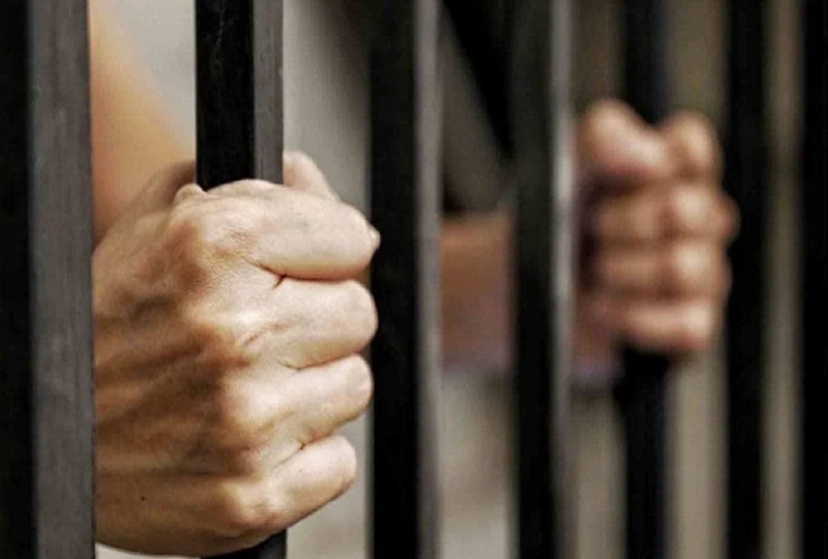 Home guard minor niece misdeed, accused sent to jail