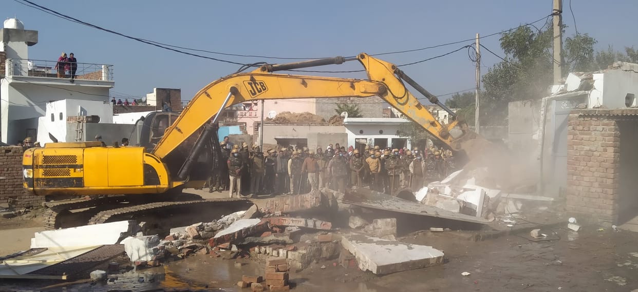 Capture action: 30 houses broken in six hours, police chased down protesters