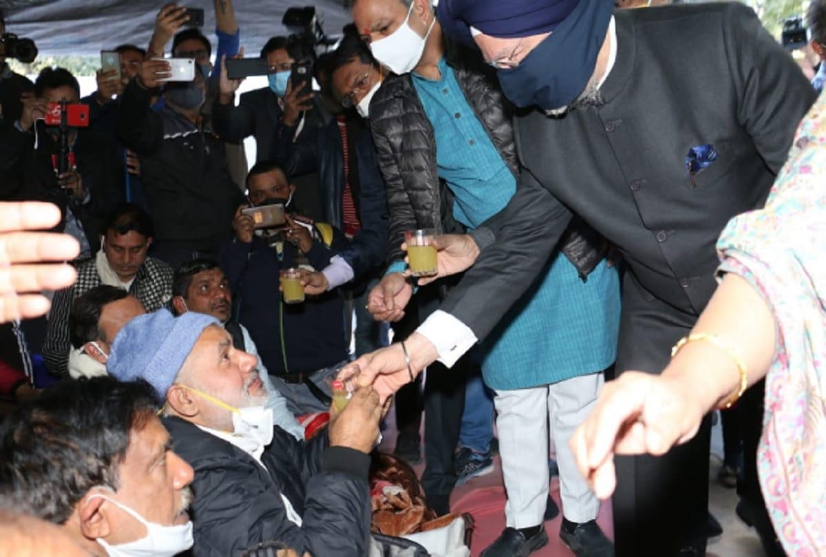 Union Minister Hardeep Puri calls off MCD Chief Minister residence, said- movement will continue