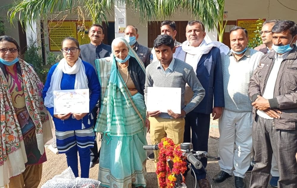 Awarded by giving citation, bicycle to students