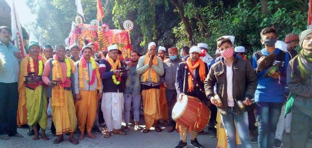 Established the idol of Golu Devta and Bhagwati in Silkani, Kapkot