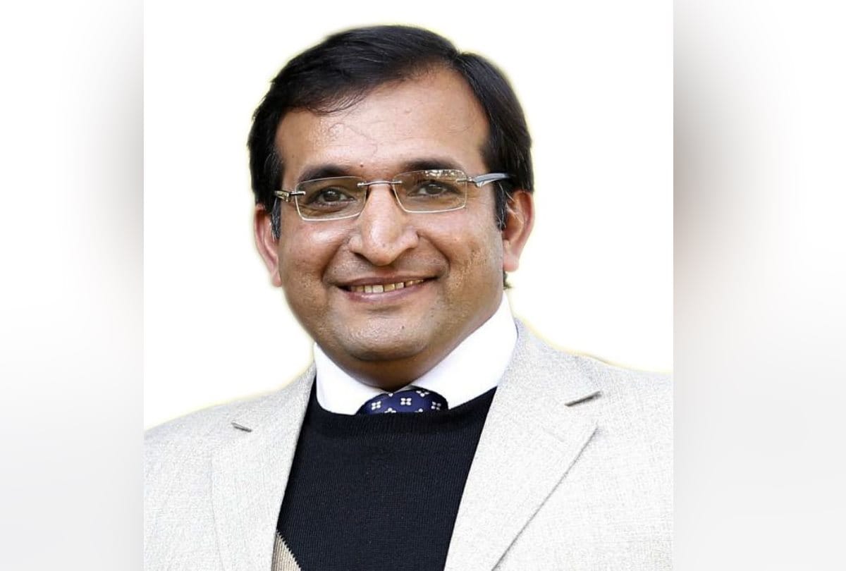 Jawahar Navodaya Vidyalaya Theog Computer Teacher Amit Kumar gets Fulbright prestigious award