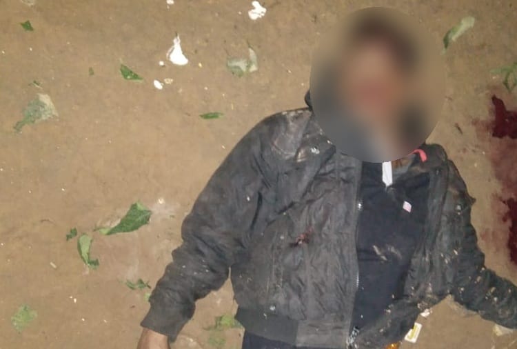 A youth murdered on dispute of egg and glass
