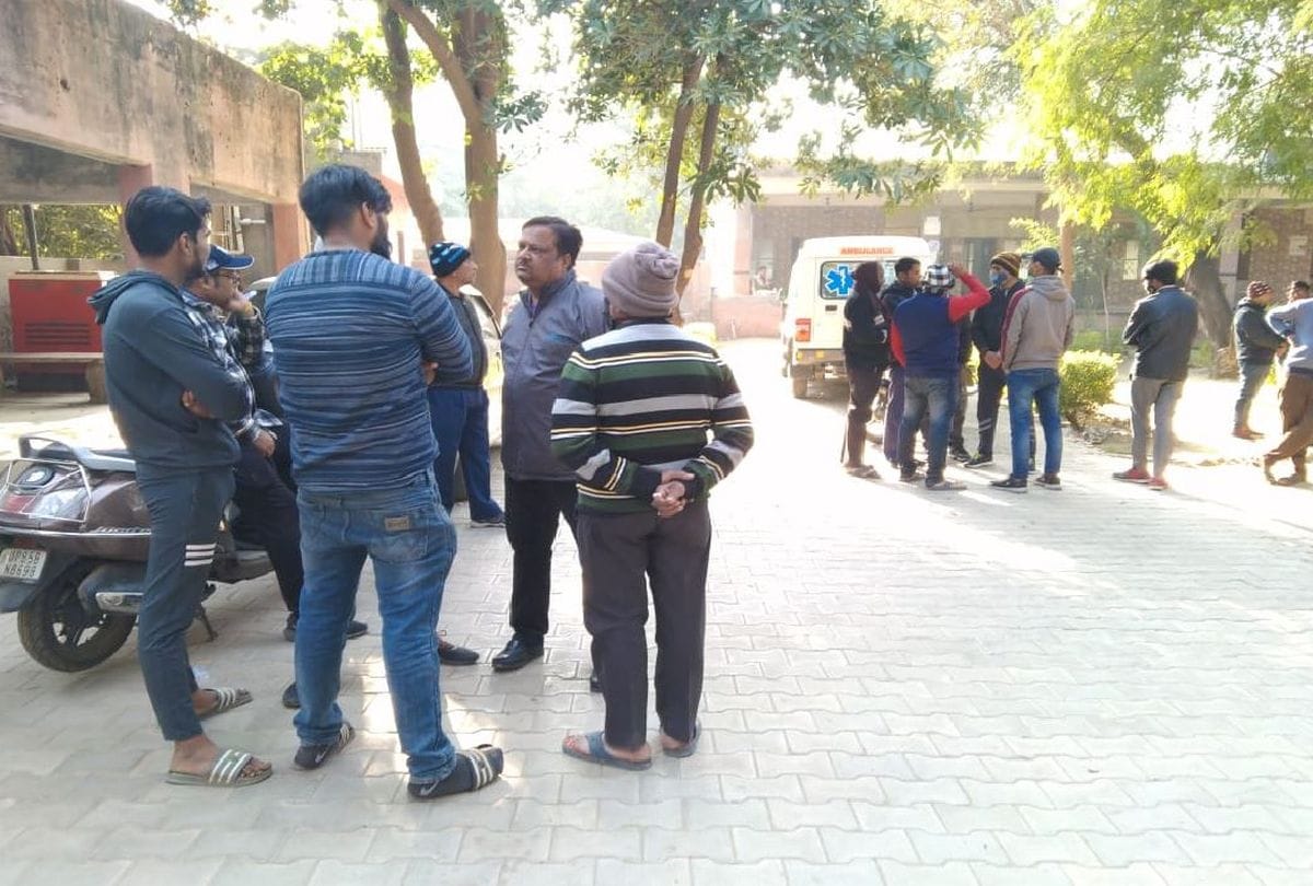 Wife Shot Died In Car Allegation On Husband Crime News Mathura