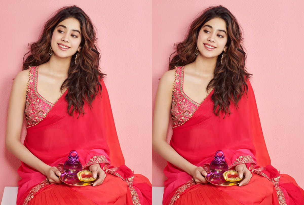 Today’s Fashion Tips Bollywood Actress Look In Red Saree Know How To Style In Summer