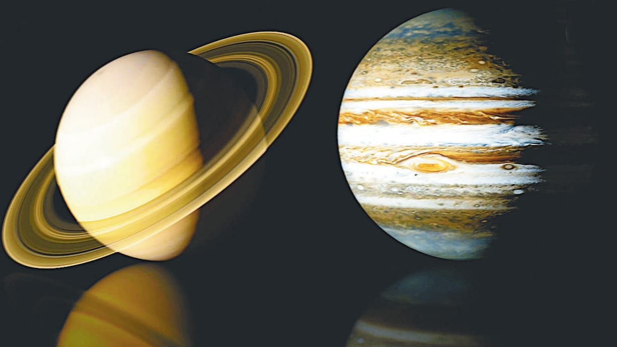 Jupiter and Saturn will be closest today after four hundred years