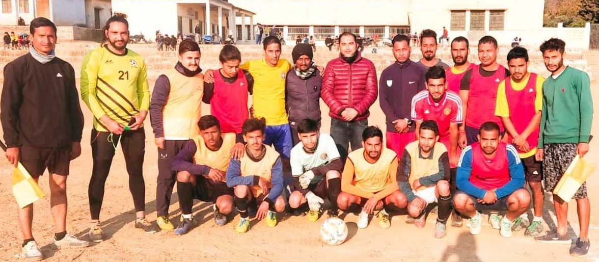 Dheek B defeated Seven Star in a one-sided match
