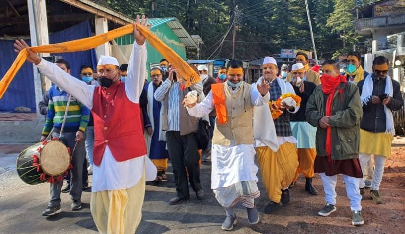 Mahadev army took out procession from land to Jageshwar Dham