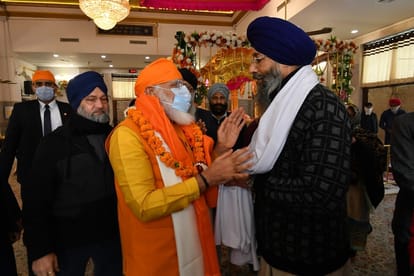 pm modi visit gurudwara rakab ganj paid tributes to guru tegh bahadur on his martydrom amid farmers protest