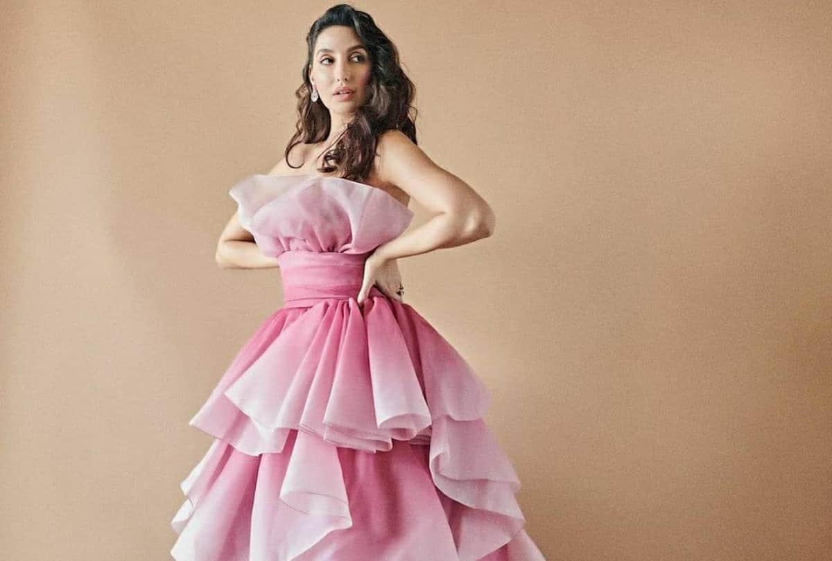 nora fatehi rose pink dress for filmfare ott awards