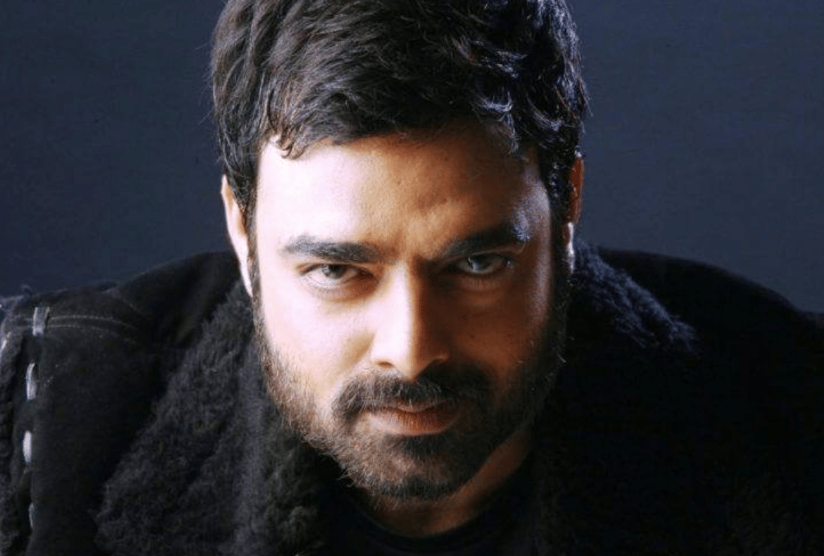 Bollywood Famous Villain Abhimanyu Singh Is Little Brother Of Actor Chandrachur Singh