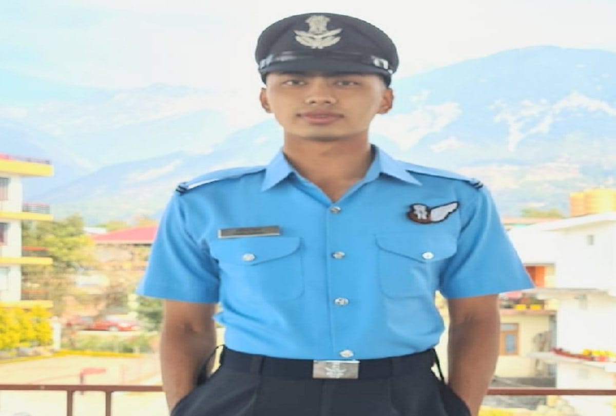 Ankit Thapa from Himachal became a flying officer
